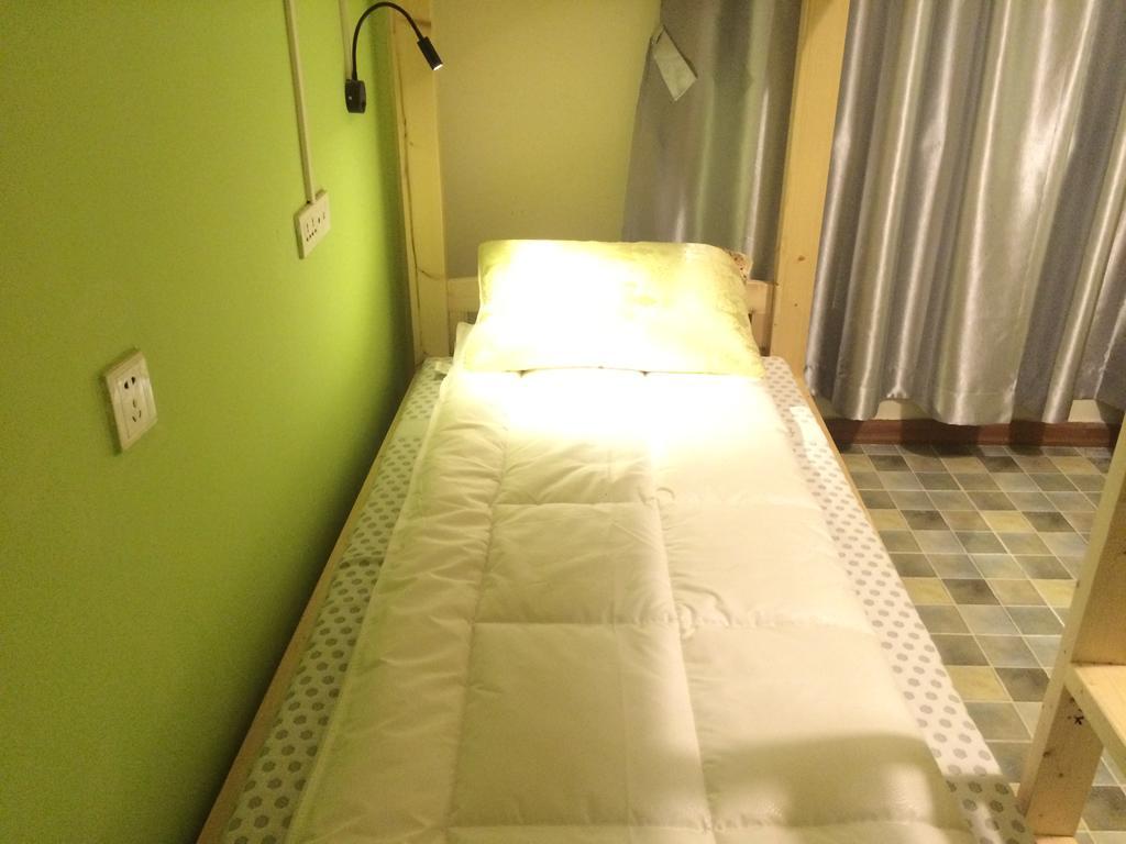 Xi'An Rainbow Youth Hotel Buitenkant foto