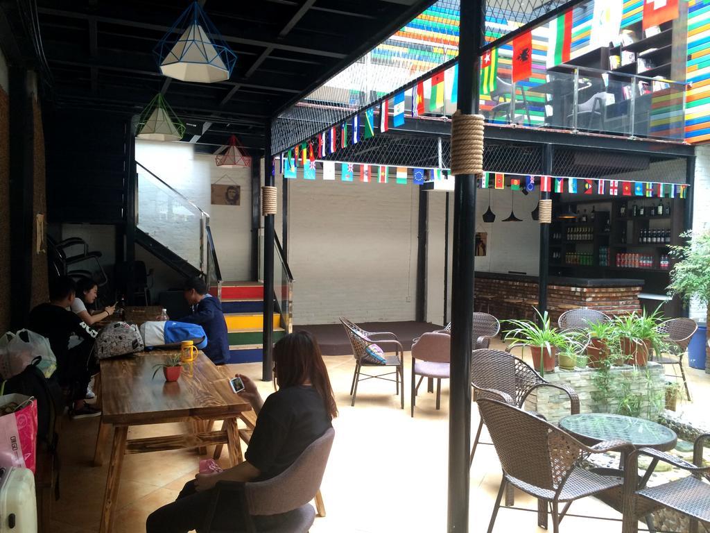 Xi'An Rainbow Youth Hotel Buitenkant foto